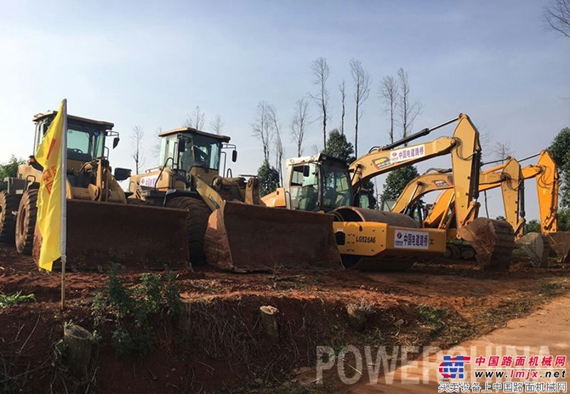 深耕土石方工程：从日常到现代建筑背后的隐形英雄